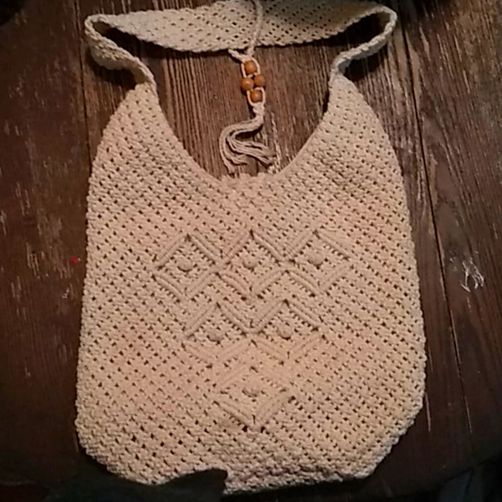 Vintage crocheted shoulder bag